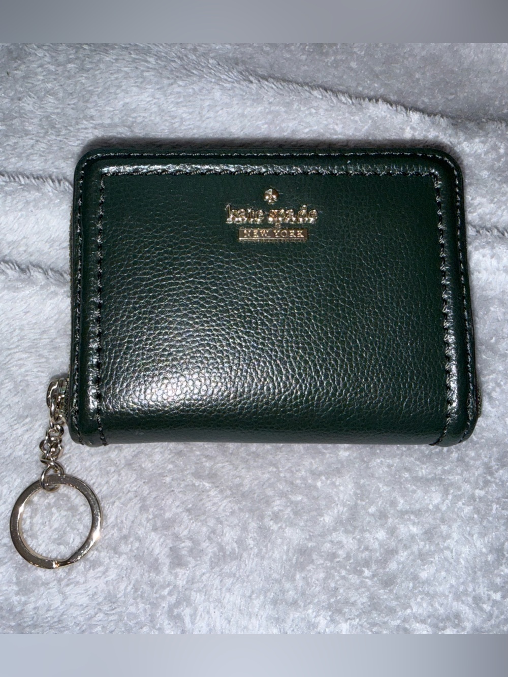 Kate Spade New York Green Leather Zip Wallet Keychain / Card Holder